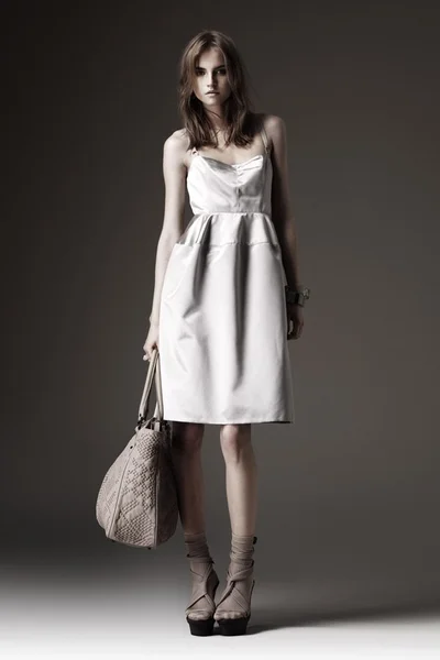 Look 16